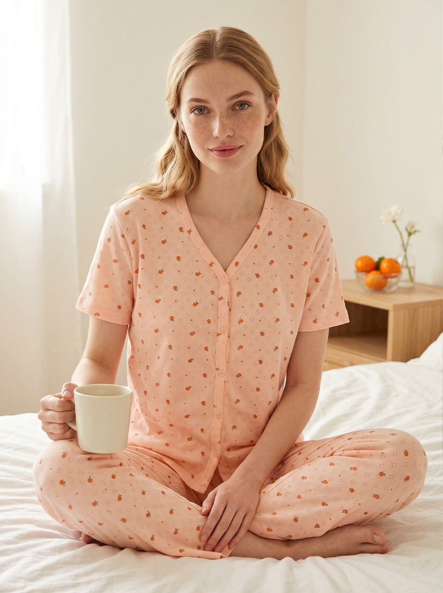 Kadın V Yaka Önü Düğmeli Portakal Desenli Kısa Kollu Altı Uzun Pamuklu Penye Kumaş Pijama Takımı